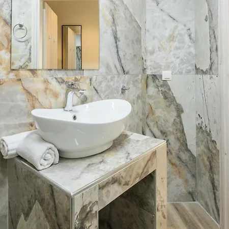 Апартхотел Noima Luxury